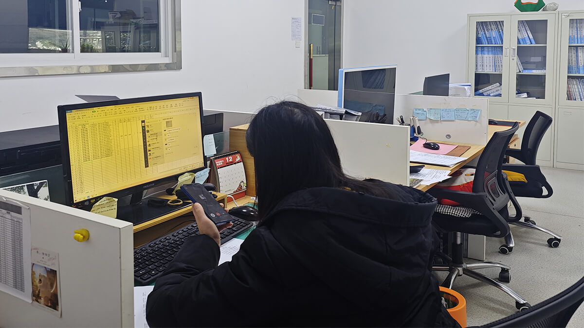 Anhui Qiyue Auto Parts Co., Ltd. RV windows