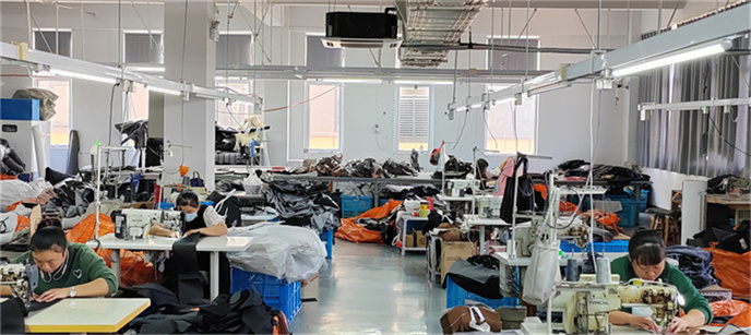 Yiwu Plannoll Commodity Co., Ltd. Pet Collars & Leashes
