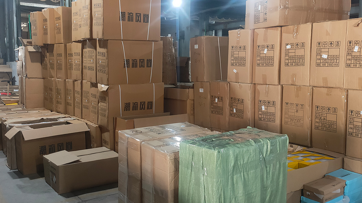 Wenzhou Jumu Shoes Co., Ltd. Sneakers
