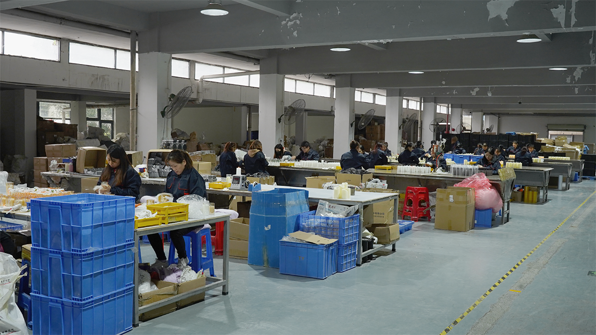 Dongguan Shuiquanzi Industrial Co., Ltd. Plastic LED candles