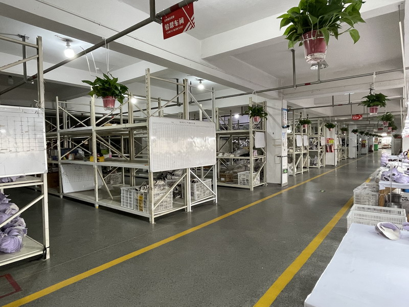Qingdao Alliance-Sunda Import & Export Co., Ltd. Sneakers
