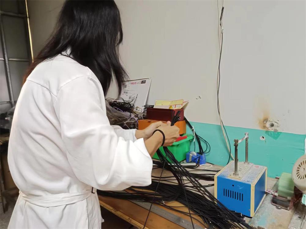Xiamen Dongwei Textile Co., Ltd. Sewing Thread