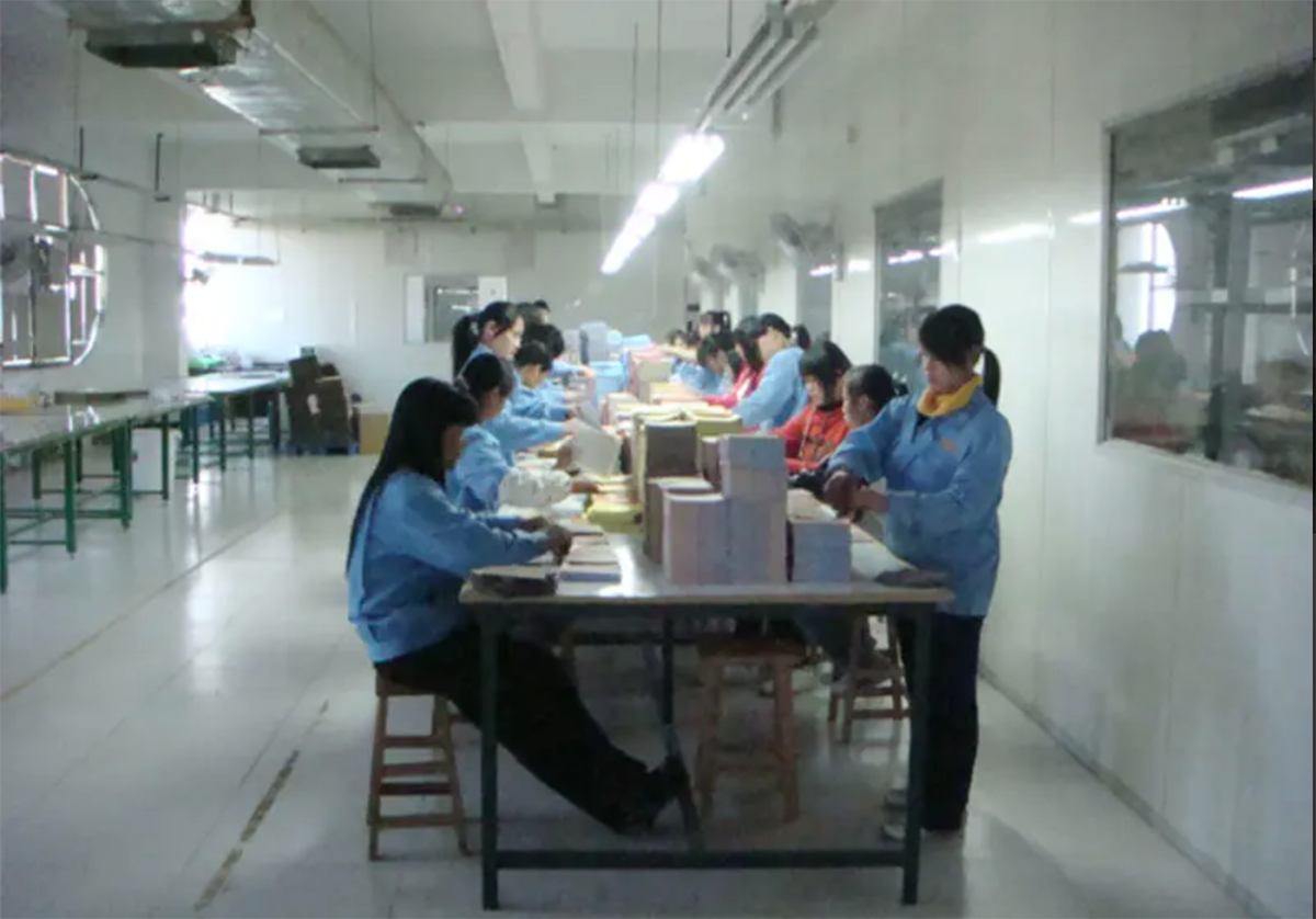 Dongguan Better Plus Trading Co., Ltd. Keychains