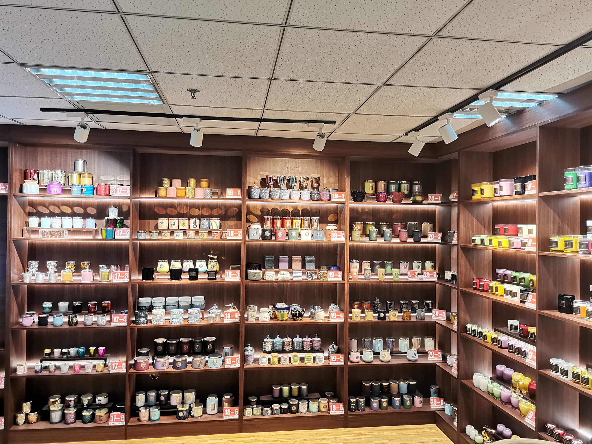Hebei Kelaisi Crafts Co., Ltd. Scented Candles
