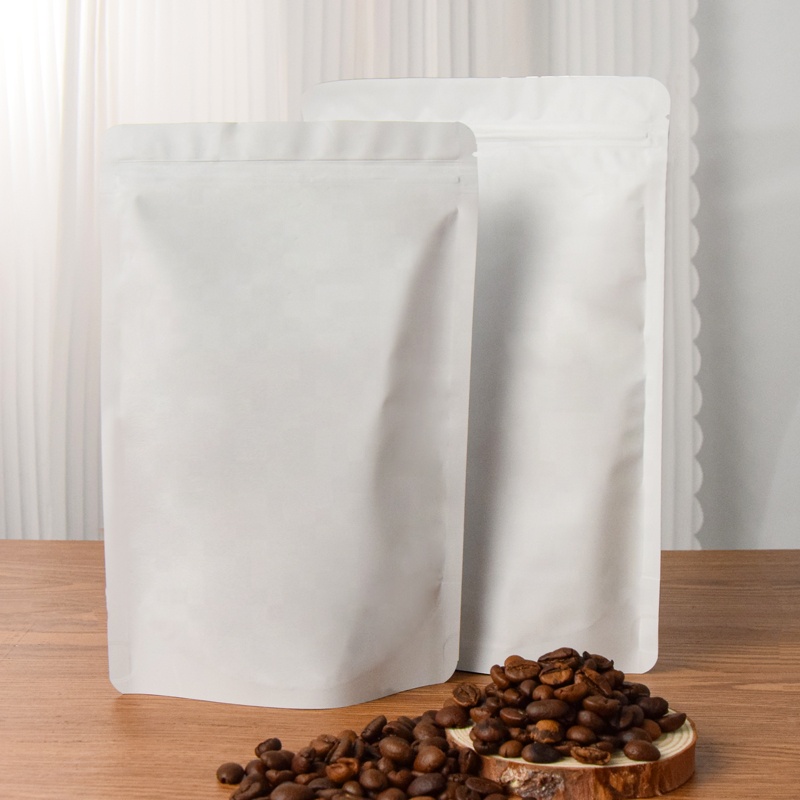 Guangzhou Sanxing Packing & Printing Co., Ltd. Custom Mylar Aluminum Foil Bags Reusable Mylar Storage Bags With Sheets Self-Adhesive Label Stickers Mylar Bag For Pet Food