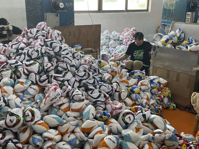 Huizhou Jianzimei Sports Equipment Co., Ltd. Basketballs