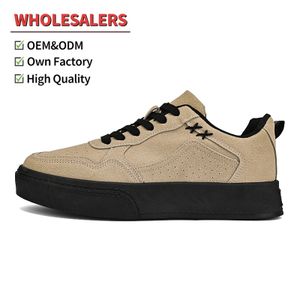 Manufacturer Wholesale High Quality Men's Casual Shoes Fashion Flat Non-slip Sneakers Outdoor Skateboarding Shoes