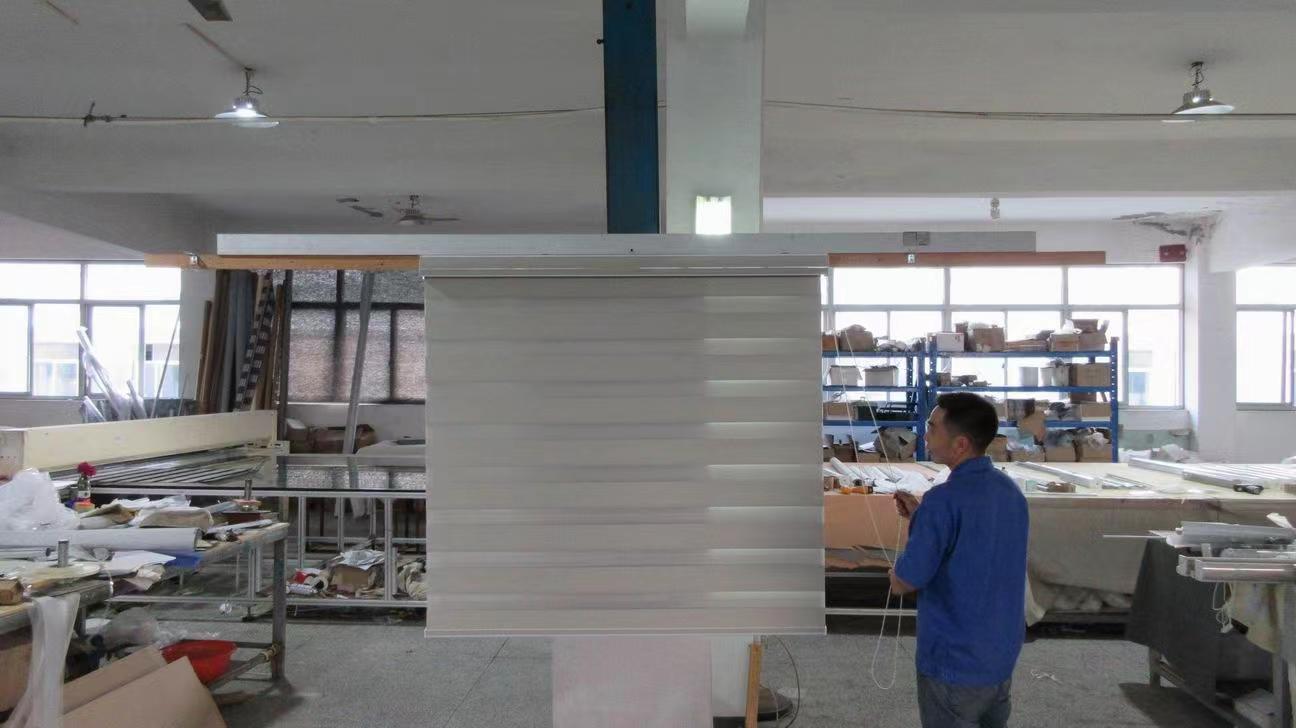 Shaoxing Haoyan Home Supplies Co., Ltd. Roller Blind