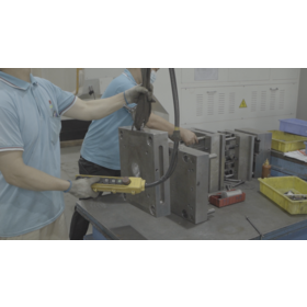 Customized High quality plastic injection mold for plastic toys, plastic cup, popcorn buckets.