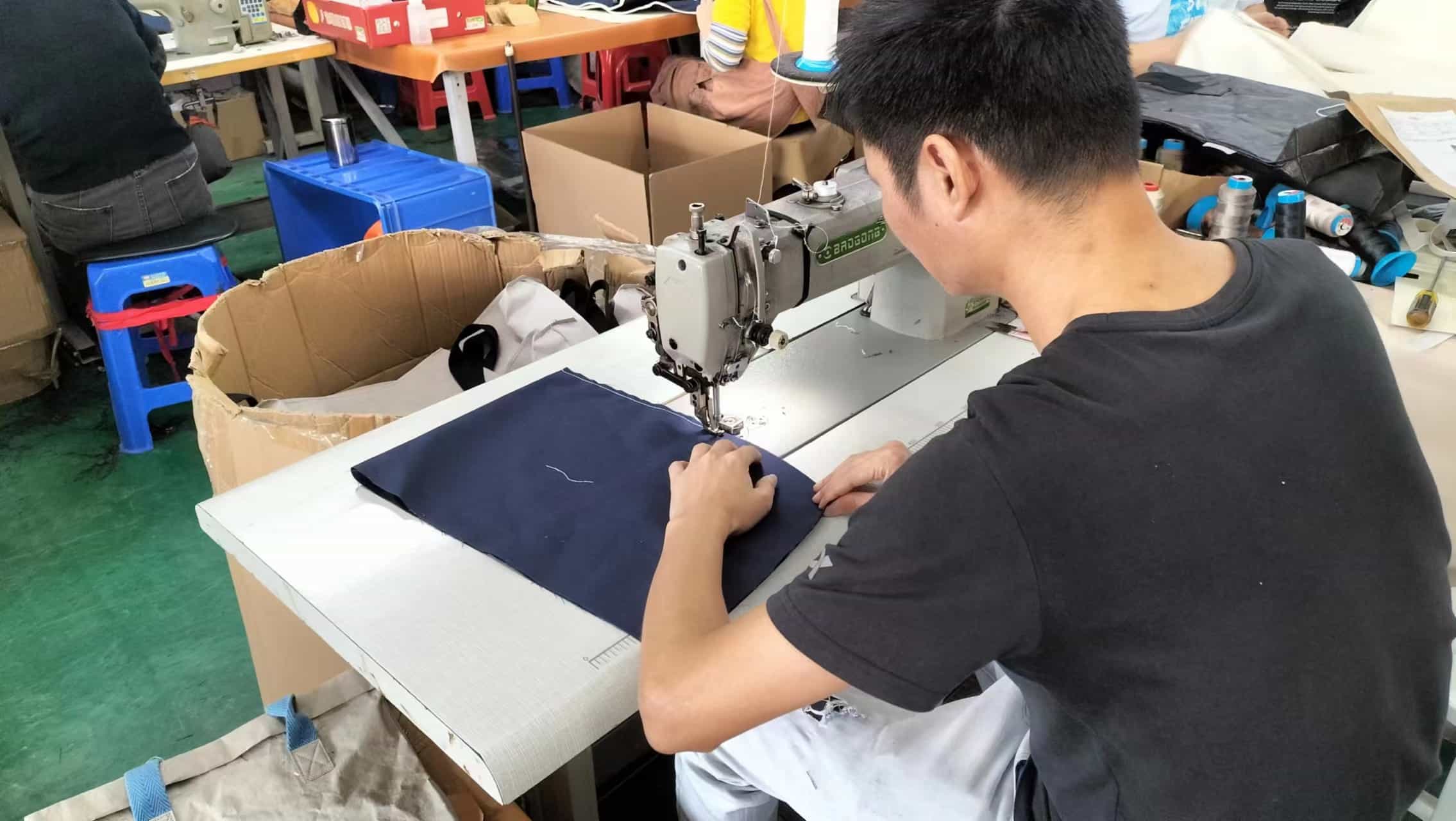Dongguan Hengqiang Leather Goods Co., Ltd. Travel Bags