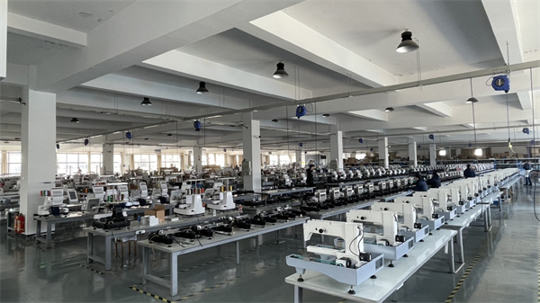 Zhuji Younuo Electromechanical Technology Co., Ltd. Embroidery Machine