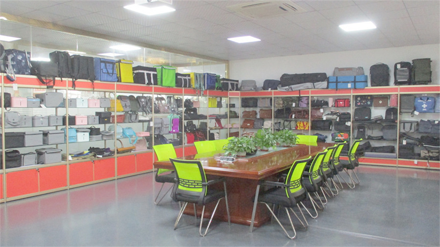 Shenzhen Bi Bei Maternal & Infant Co., Ltd. Toiletry Bags