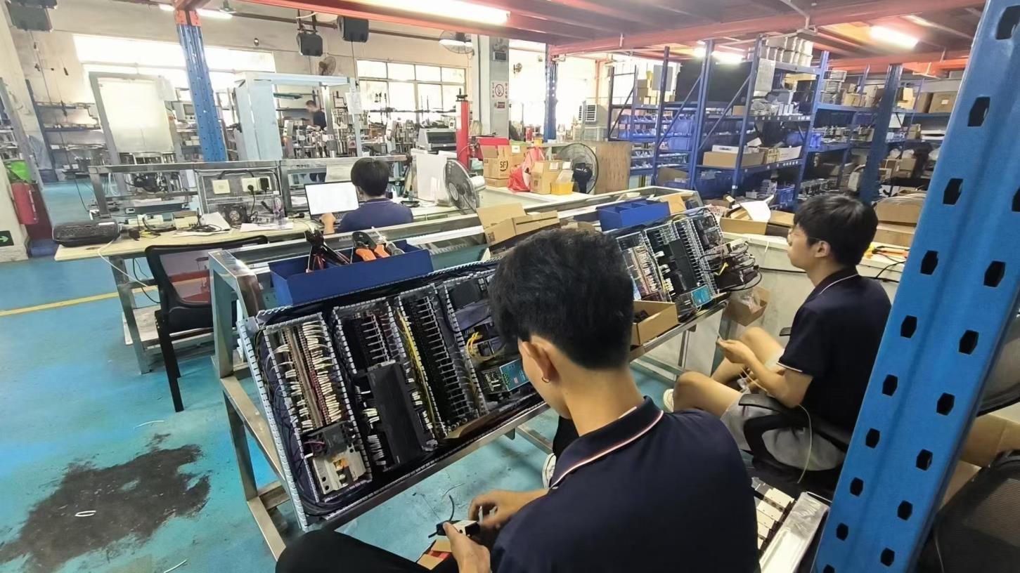 Guangzhou Huangzhipai Packaging Machinery Co., Ltd. factory image 3