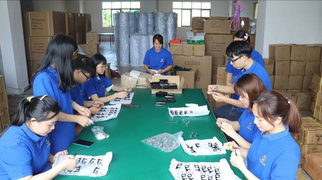Zhongshan Cugle Metal & Plastic Products Co., Ltd. Challenge Coin