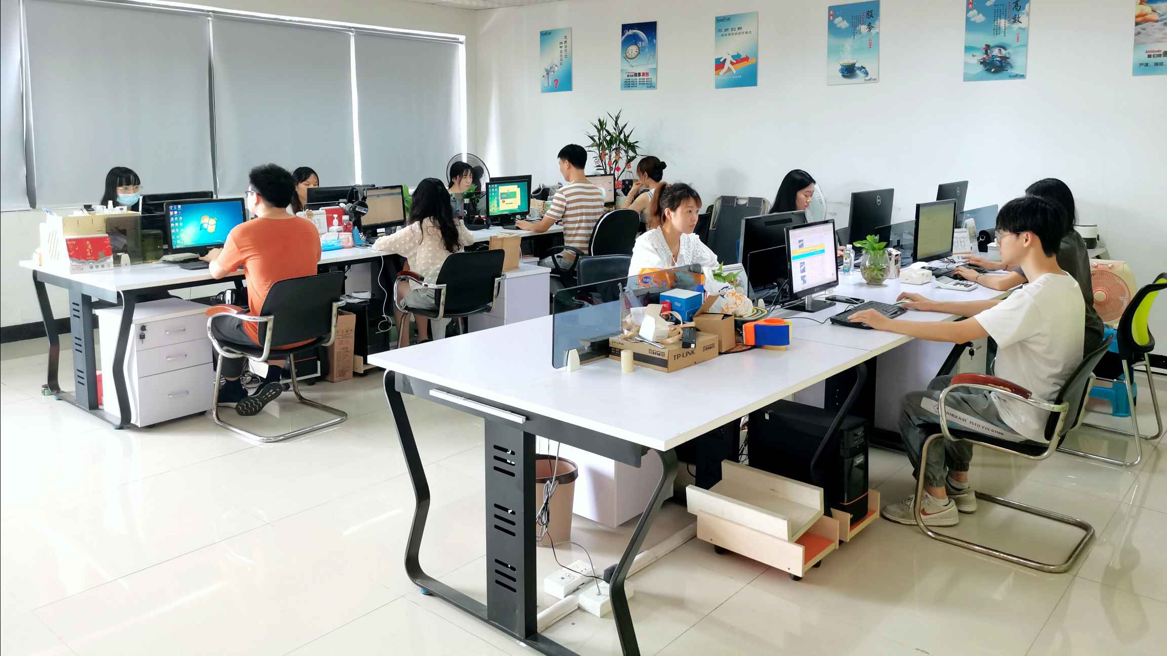 Guangzhou Kindom Opto-Electronic Co., Ltd. LED Flood Lights