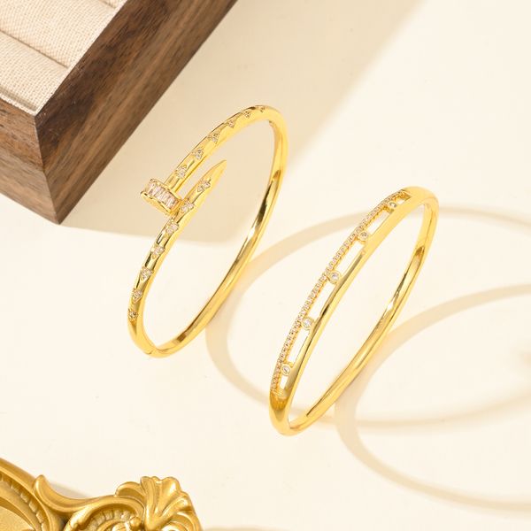 MEIZI Unisex Vintage Gold Plated Bracelets Fashion Jewelry with Pearl Diamond Trendy Double-Stranded for Weddings Parties Gifts