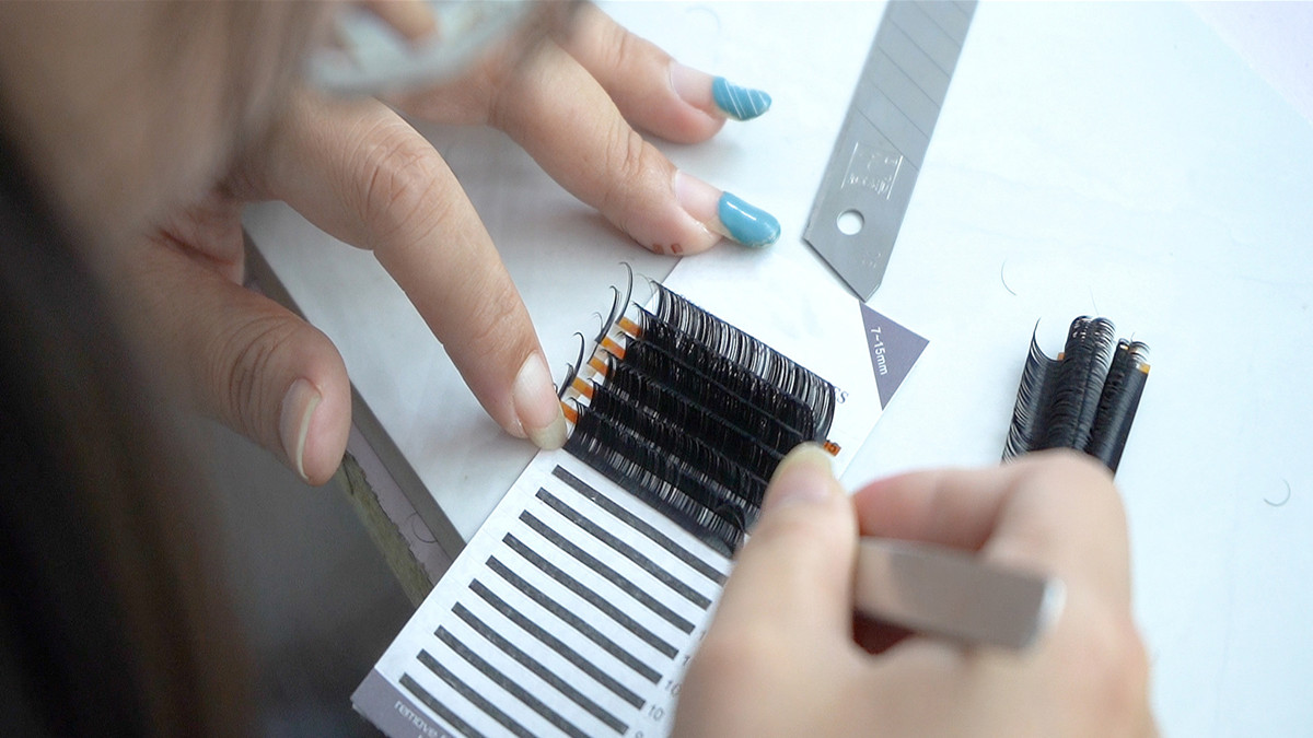 Qingdao Yuzhengda Industry&trade Co., Ltd. Eyelash Extension