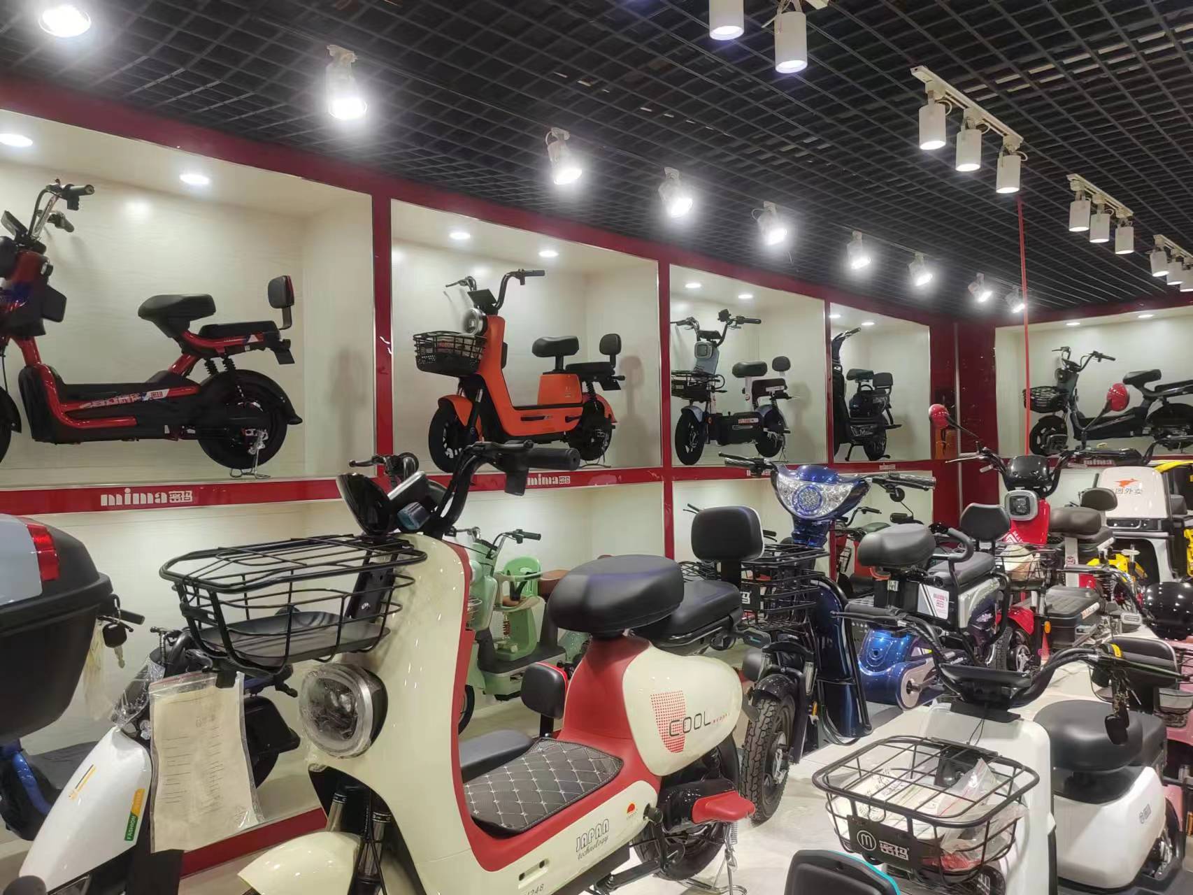 Tianjin Bi Le Import and Export Trade Co., Ltd. Electric Motorcycle