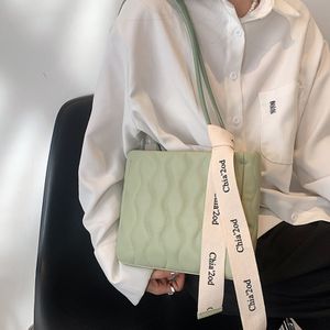 Wholesale Custom Ladies Casual Handbag Pu Embroidery Women Handbag Elegant Crossbody Bags For Women 2024