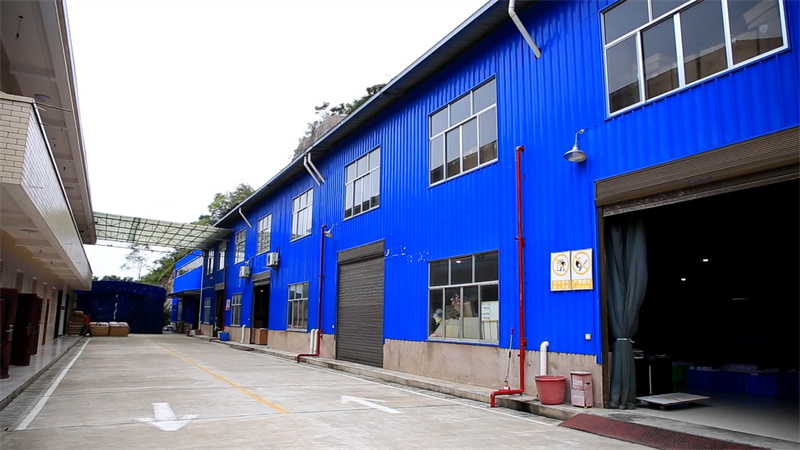 Zhangjiajie Summer Flower Simulation Flower Co., Ltd. factory image 3