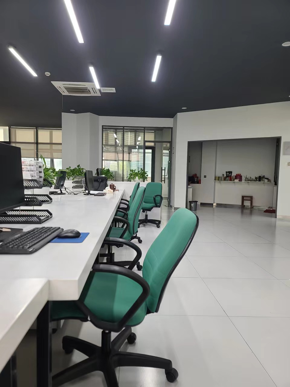 Zhoushan Leheng Import and Export Co., Ltd. factory image 1