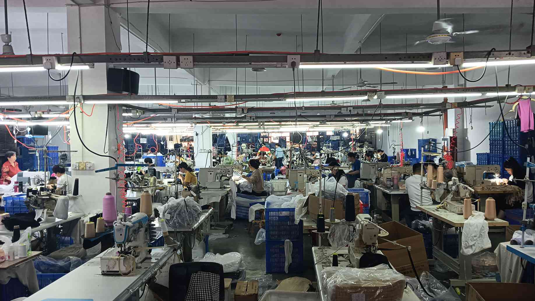 Yiwu Mingchang Fashion Co., Ltd. Women's Dresses