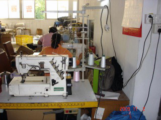 Jiangmen Silverfox Display Equipment and Textiles Manufactory factory image 2