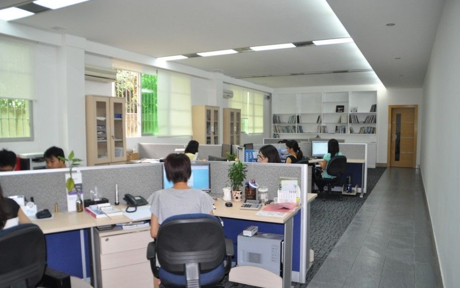 Yiwu Haiyao Art & Craft Co., Ltd. water bottles