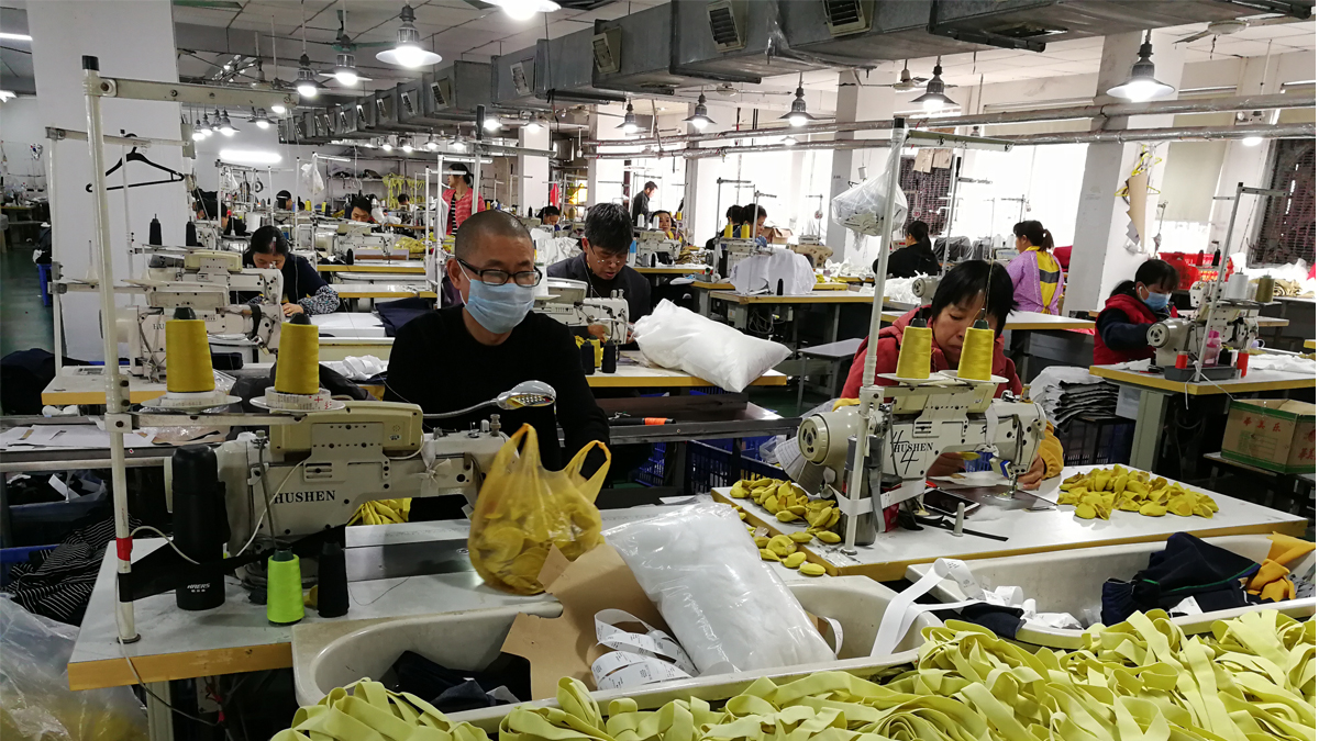 Guangzhou Royal Wolf Standard Denim Garment Ltd factory image 3