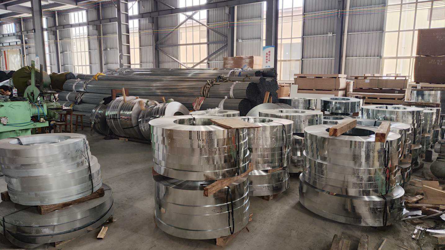 Guangxi Huajiu Home Furnishing Co., Ltd. Portable Wardrobes