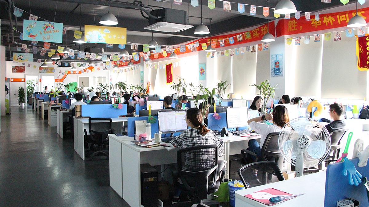 Jiangmen Hongjin Electronic Commerce Co., Ltd. Ceramic Crafts
