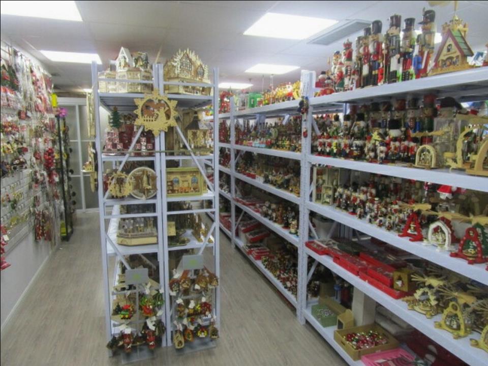 Shanghai Eastern Resources Arts & Crafts Co., Ltd. Holiday Decoration