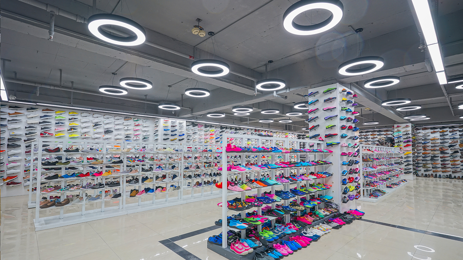 Fuzhou Heva Shoes Co., Ltd. slippers