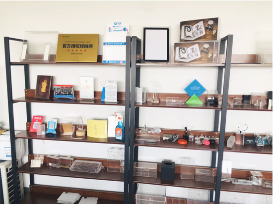 Shenzhen Yijinyuan Plexiglass Co., Ltd. acrylic box