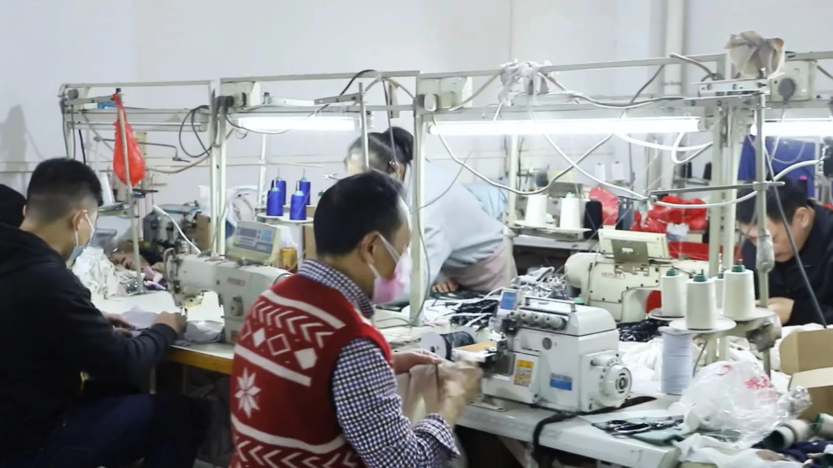 Guangzhou City Baiyun District Xinyueyi Garment Factory Hoodies