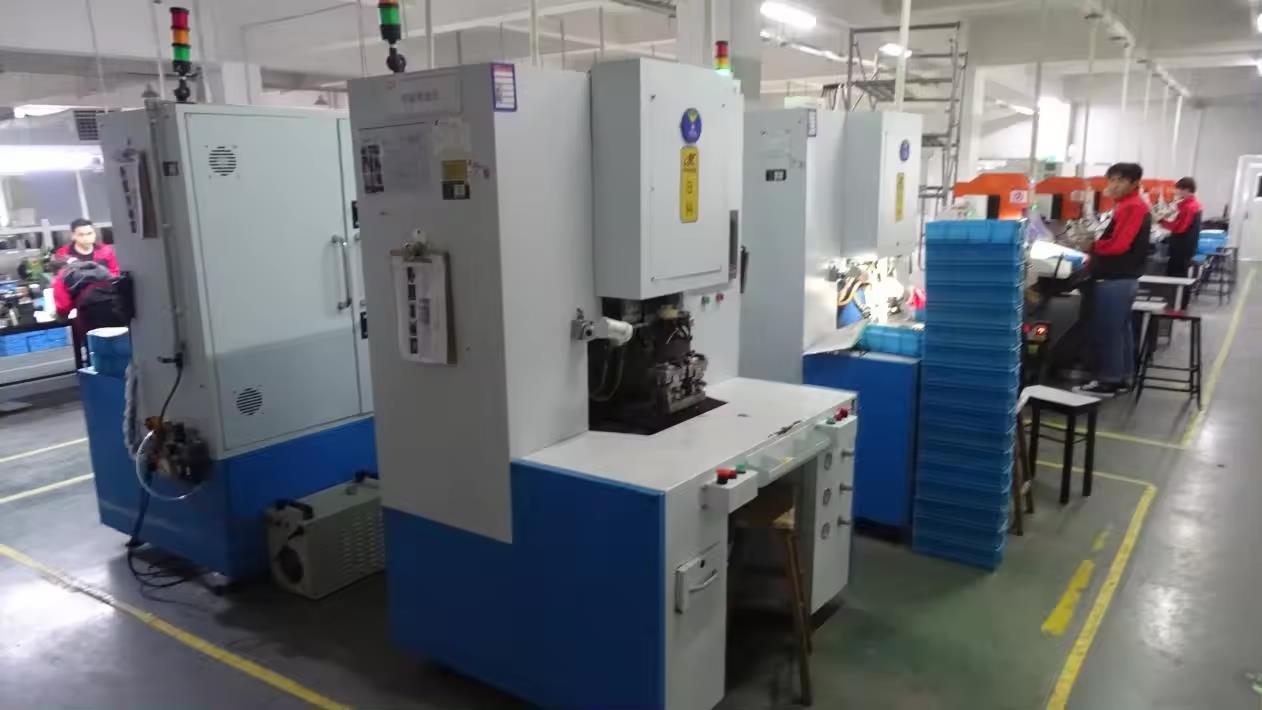 Wenzhou Kangcheng Eyewear Co., Ltd. factory image 5