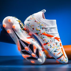 New Style Football Shoes TF AG rubber outsole Low Moq and Price  For women and Men soccer training boots