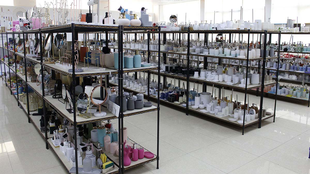 Woltory Enterprise Co., Ltd. polyresin bath sets