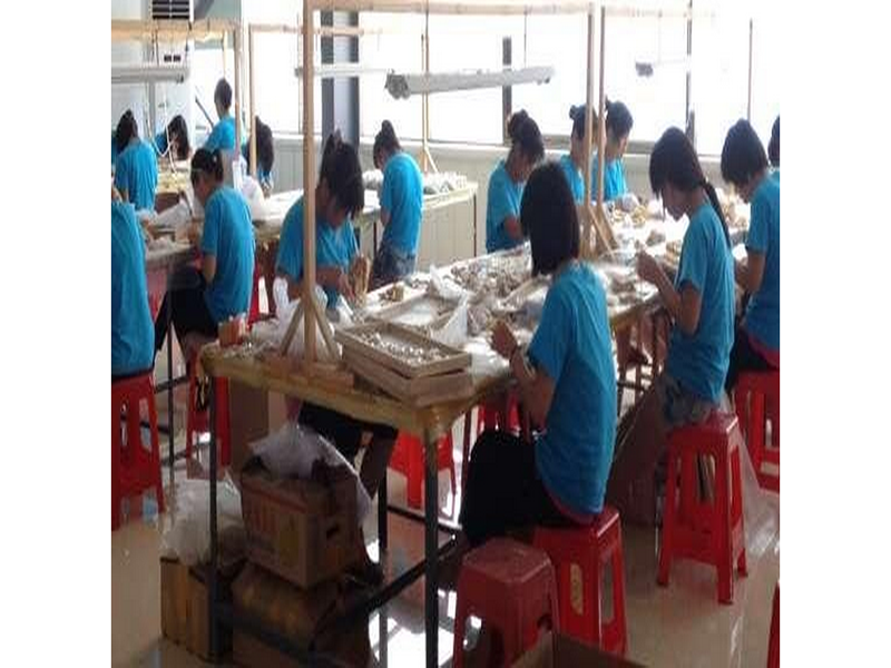 Qingdao LanTai Jewelry Co., Ltd. bracelets