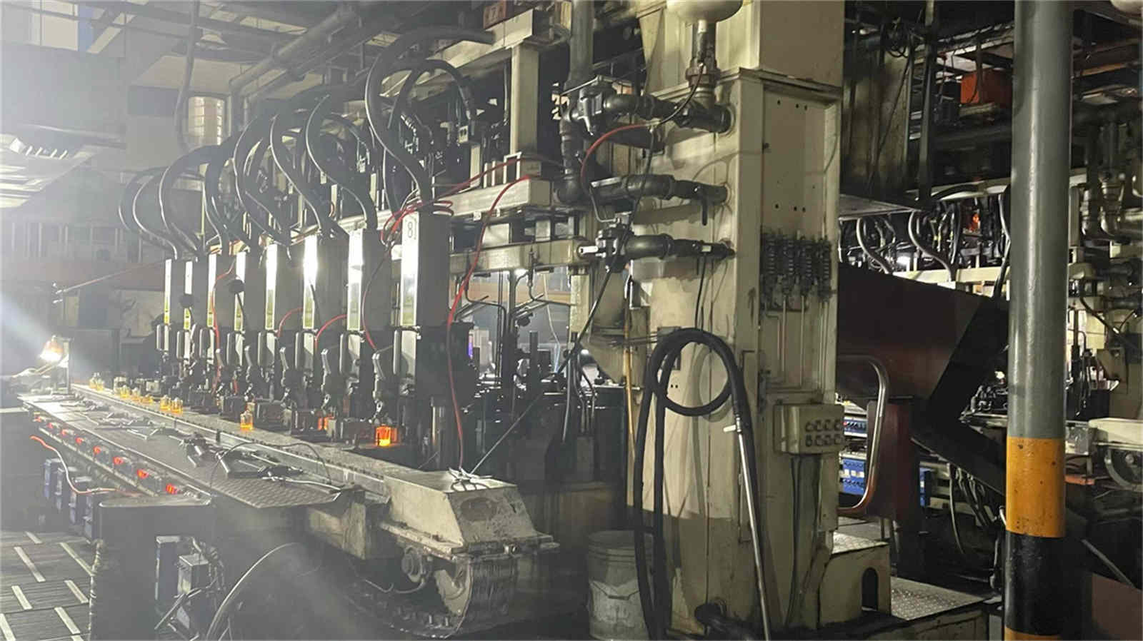 Jiangsu Capot Glass Products Co., Ltd. factory image 2