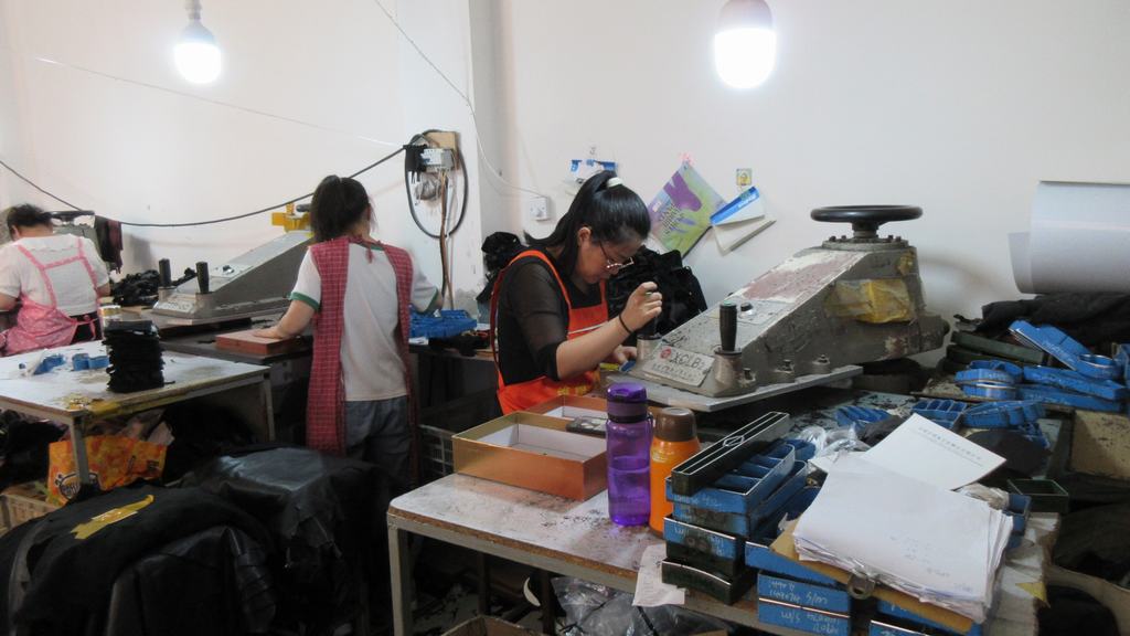 Hebei Dishixiao Gloves Manufacture Co., Ltd. Safety Gloves