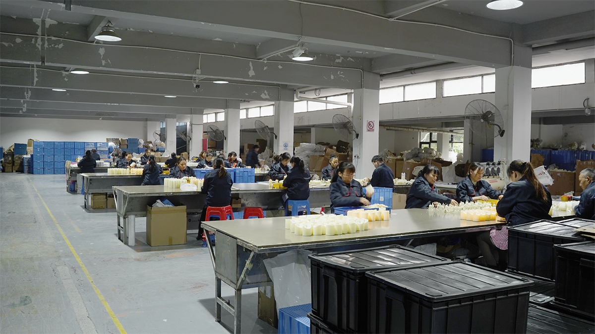 Dongguan Shuiquanzi Industrial Co., Ltd. Flameless Candles