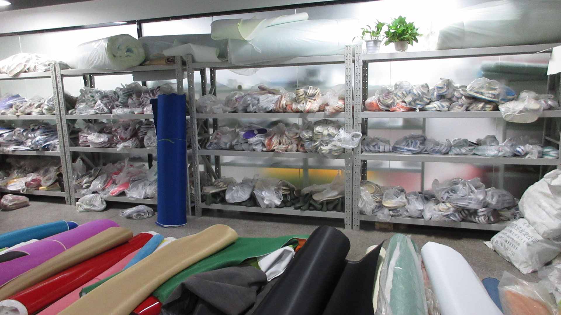 Quanzhou Zhenben Network Technology Co., Ltd. Skateboard shoes
