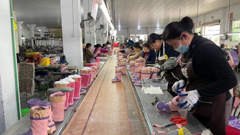 Kaihua Huasheng Shoes Co., Ltd. fashion shoes