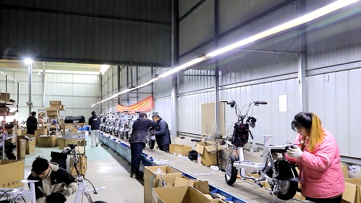 Shandong Yijin Trading Co., Ltd. Electric Scooter