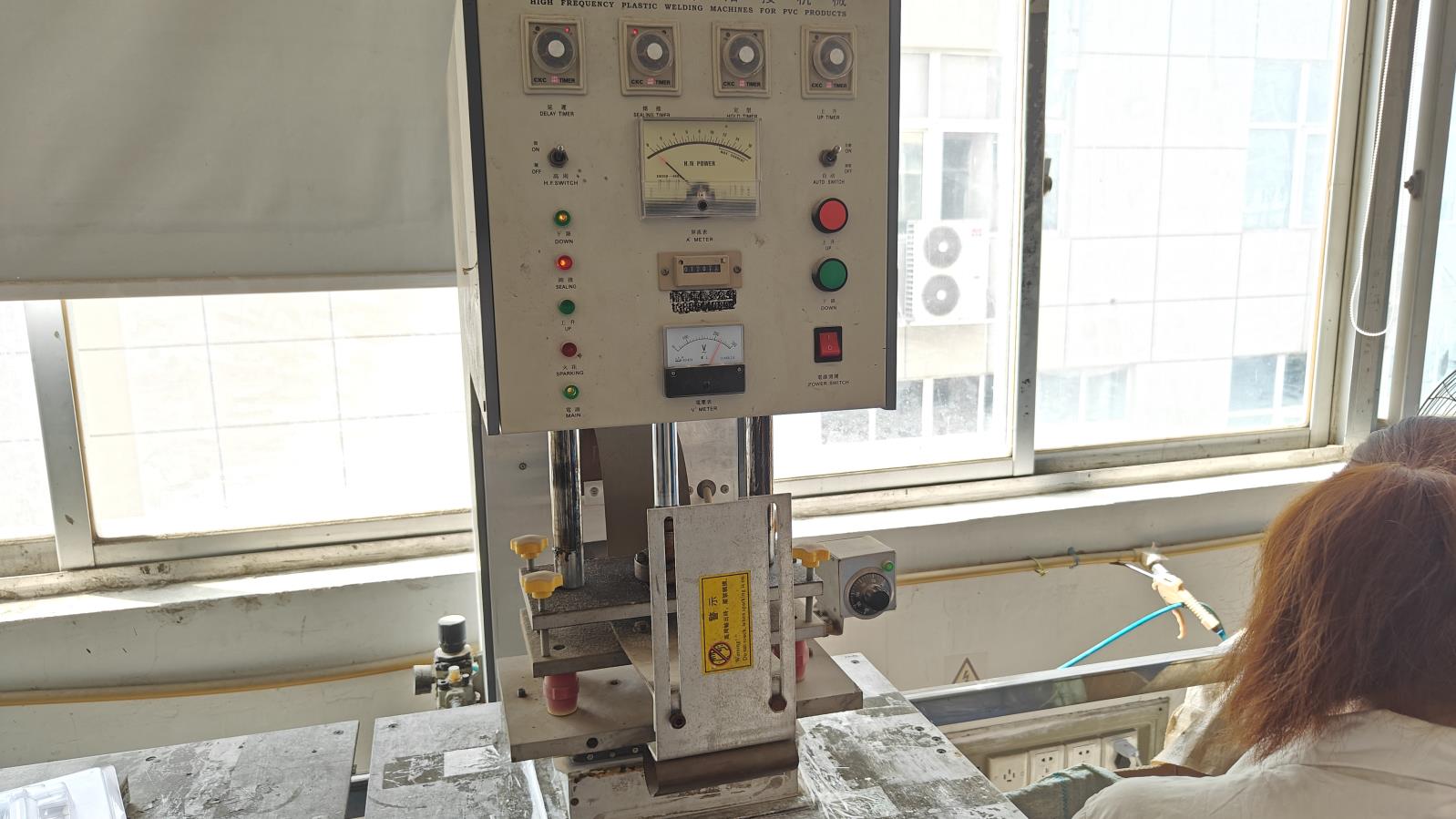 Yiwu Nuanliu Electronics Co., Ltd. Gas Lighters