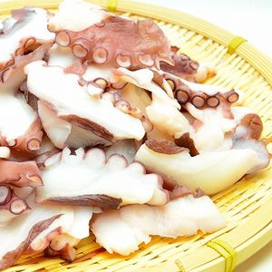 Octopus boiled cut slice