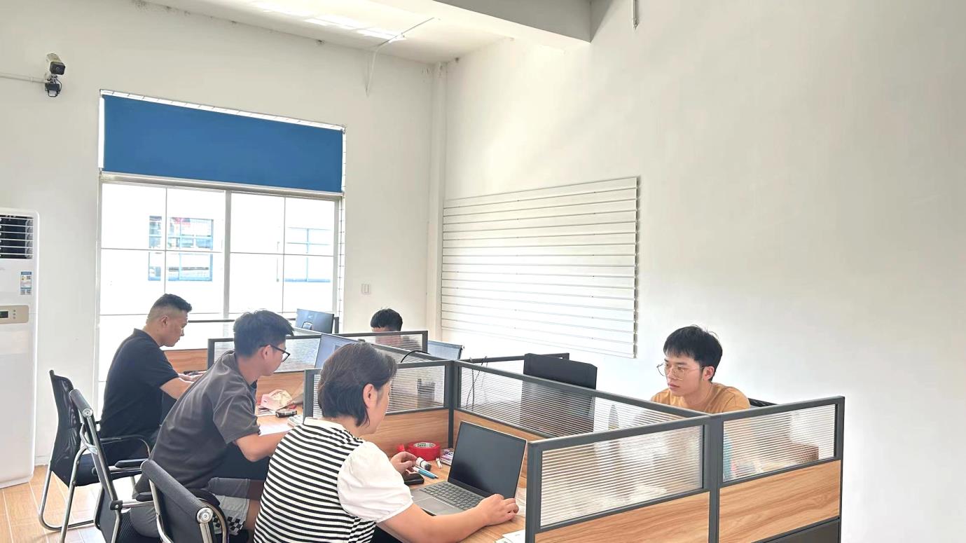 Hangzhou Naisi Stationery Co., Ltd. Metal Ballpoint Pens