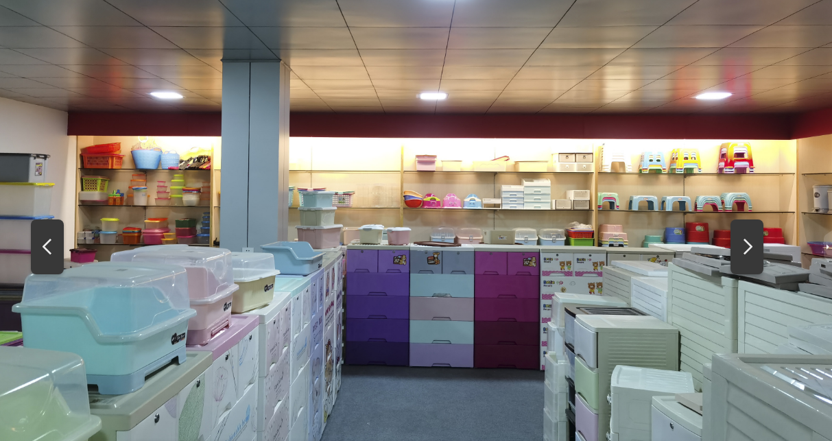 Jieyang City Rongcheng District Hongxingtai Plastic Products Factory factory image 2
