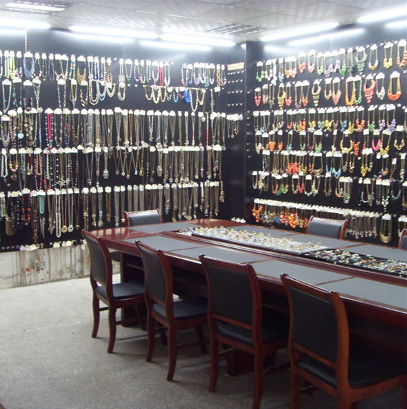 Yiwu Boyi Trading Co., Ltd. Necklaces